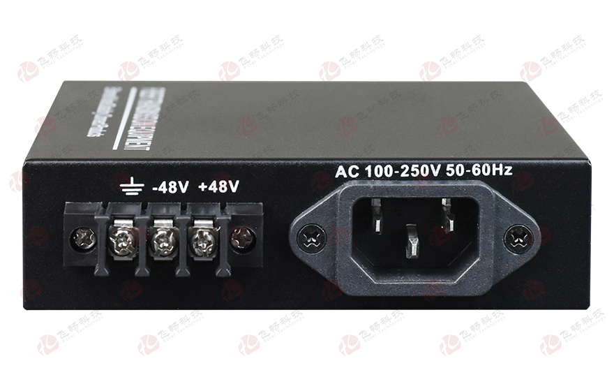 91AV看片入口科技-可远端网管 1路百兆光纤收发器（内置电源）